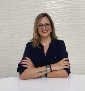 Maria Claudia Esteves Salim